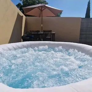 Cosy House Jacuzzi , Carpentras France